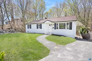 175 Devonwood Dr, Waterbury, CT 06708 - Photo 2