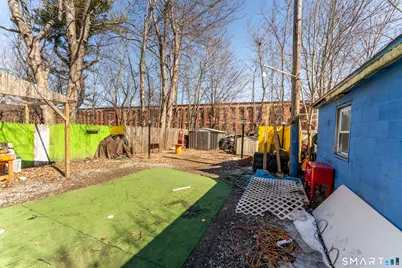 119 Jefferson Avenue, New London, CT 06320 - Photo 32