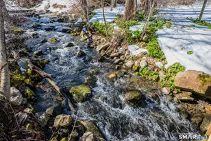 932 Litchfield Turnpike, Bethany, CT 06524 - Photo 24