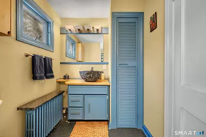 932 Litchfield Turnpike, Bethany, CT 06524 - Photo 12