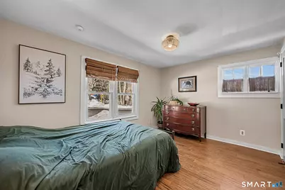 932 Litchfield Turnpike, Bethany, CT 06524 - Photo 10