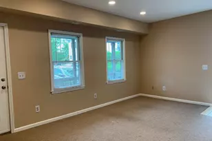 8 Taylor Ave, Norwalk, CT 06854 - Photo 4