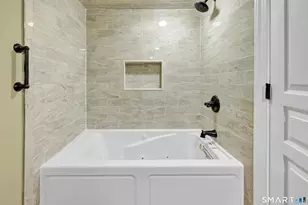 78 Heritage Vlg, Southbury, CT 06488 - Photo 18
