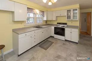 41 Farview Ave, Old Saybrook, CT 06475 - Photo 10