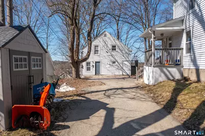 2 Lyon Street, Putnam, CT 06260 - Photo 8