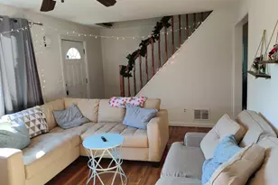 100 Loftus Cir, Bridgeport, CT 06606 - Photo 2