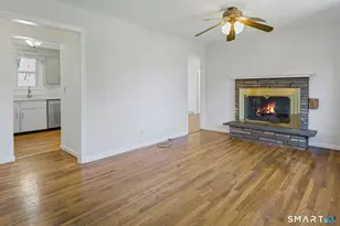 100 Loftus Cir, Bridgeport, CT 06606 - Photo 4
