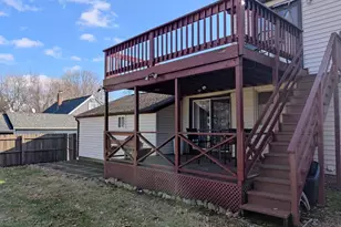 100 Loftus Cir, Bridgeport, CT 06606 - Photo 16