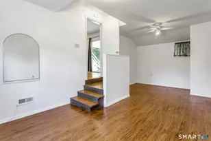 100 Loftus Cir, Bridgeport, CT 06606 - Photo 14