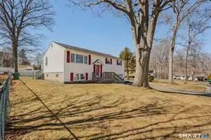3 Springdale Rd, Waterford, CT 06385 - Photo 1