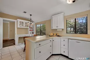 14 Canterbury Ln, Avon, CT 06001 - Photo 10