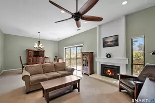 14 Canterbury Ln, Avon, CT 06001 - Photo 4