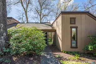 14 Canterbury Ln, Avon, CT 06001 - Photo 2