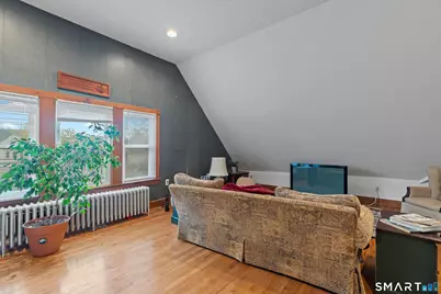 136 Edwards Street #3rd fl, New Haven, CT 06511 - Photo 4