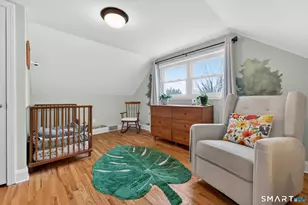 12 Lewis St, Simsbury, CT 06081 - Photo 24