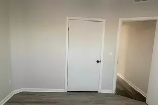 17 Harrison Pl, Hartford, CT 06112 - Photo 10