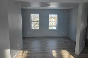 46 Ward St, Waterbury, CT 06704 - Photo 4