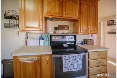 49 Daley Street, Bristol, CT 06010 - Photo 4