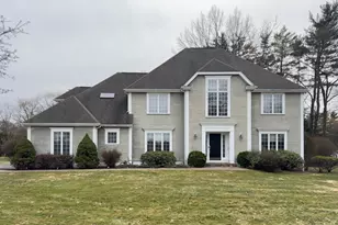 4 Buckingham Ln, West Hartford, CT 06117 - Photo 1