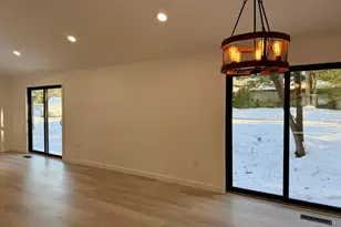 15 Finch Run, Avon, CT 06001 - Photo 4