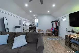 296 E Main St, Clinton, CT 06413 - Photo 6