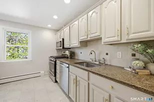 93 Daniel Rd, Hamden, CT 06518 - Photo 12