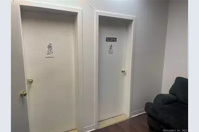 9 Maplewood Avenue, Bloomfield, CT 06002 - Photo 12