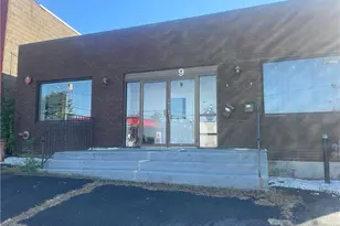 9 Maplewood Ave, Bloomfield, CT 06002 - Photo 1