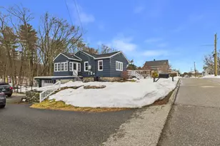 10 1st St, Thompson, CT 06255 - Photo 2