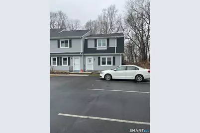 161 Cosey Beach Road #APT 8, East Haven, CT 06512 - Photo 2