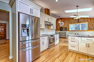 90 Brook Hill Rd, Hamden, CT 06514 - Photo 22