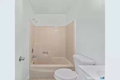 186 Stillwater Avenue #APT 115, Stamford, CT 06902 - Photo 18