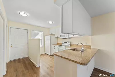 186 Stillwater Avenue #APT 115, Stamford, CT 06902 - Photo 6