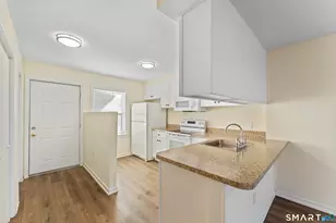 186 Stillwater Ave, Stamford, CT 06902 - Photo 6