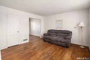 221 Sylvan Knoll Rd, Stamford, CT 06902 - Photo 6