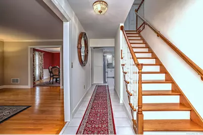 920 Green Circle, Orange, CT 06477 - Photo 10