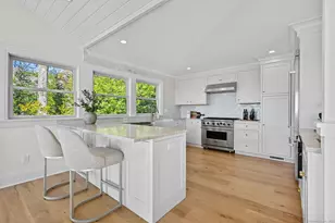 71 Peaceable Ridge Rd, Ridgefield, CT 06877 - Photo 16