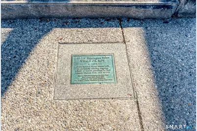 105 Huntington Street, New London, CT 06320 - Photo 6