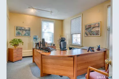 105 Huntington Street, New London, CT 06320 - Photo 18