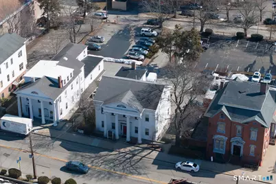 105 Huntington Street, New London, CT 06320 - Photo 4