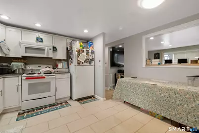 36 Norfolk Street, West Haven, CT 06516 - Photo 4