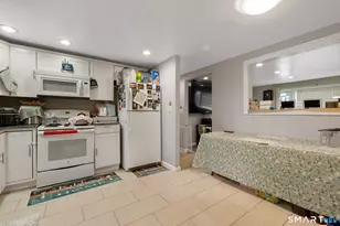 36 Norfolk St, West Haven, CT 06516 - Photo 4