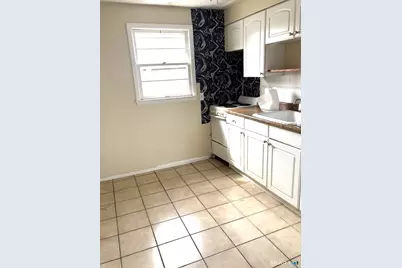 161 West Spring Street #APT B4, West Haven, CT 06516 - Photo 6