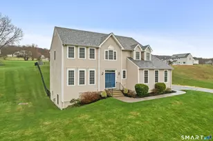 35 Highland Ave, Ellington, CT 06029 - Photo 2