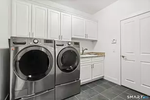 77 Havemeyer Ln, Stamford, CT 06902 - Photo 16