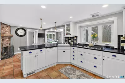 24 Saunders Hollow Road, Old Lyme, CT 06371 - Photo 6