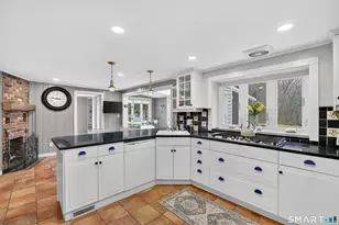 24 Saunders Hollow Rd, Old Lyme, CT 06371 - Photo 6