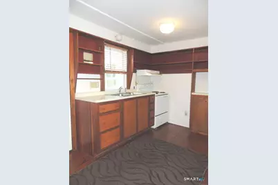 90 Leetes Island Road #B, Branford, CT 06405 - Photo 6