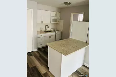 80 Taft Avenue #APT 5, Bridgeport, CT 06606 - Photo 1