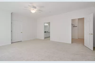 82 Suzie Drive #82, Newtown, CT 06470 - Photo 14